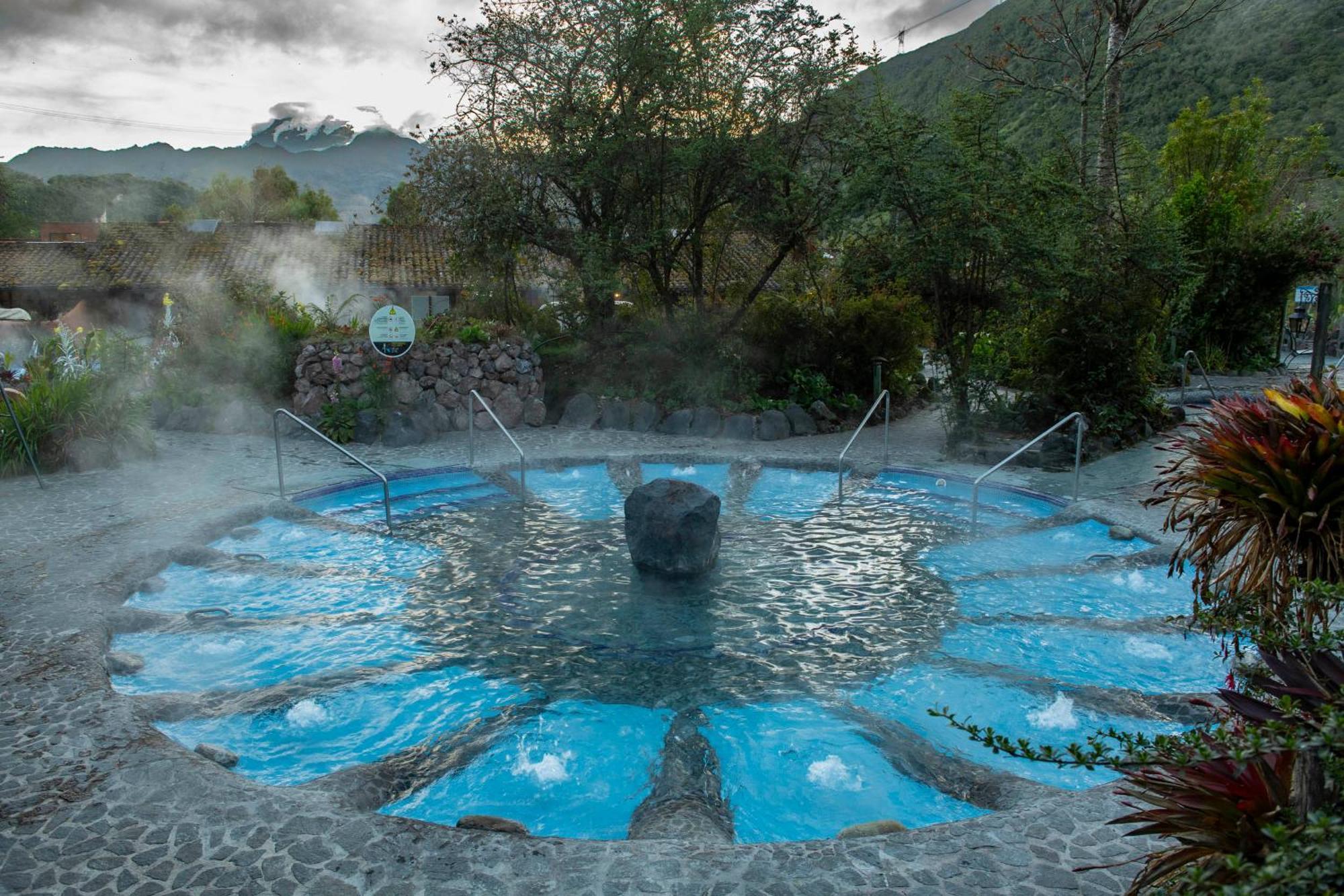 테르마스 데 파팔락타 호텔 파파약타 외부 사진 Hot springs in Baños