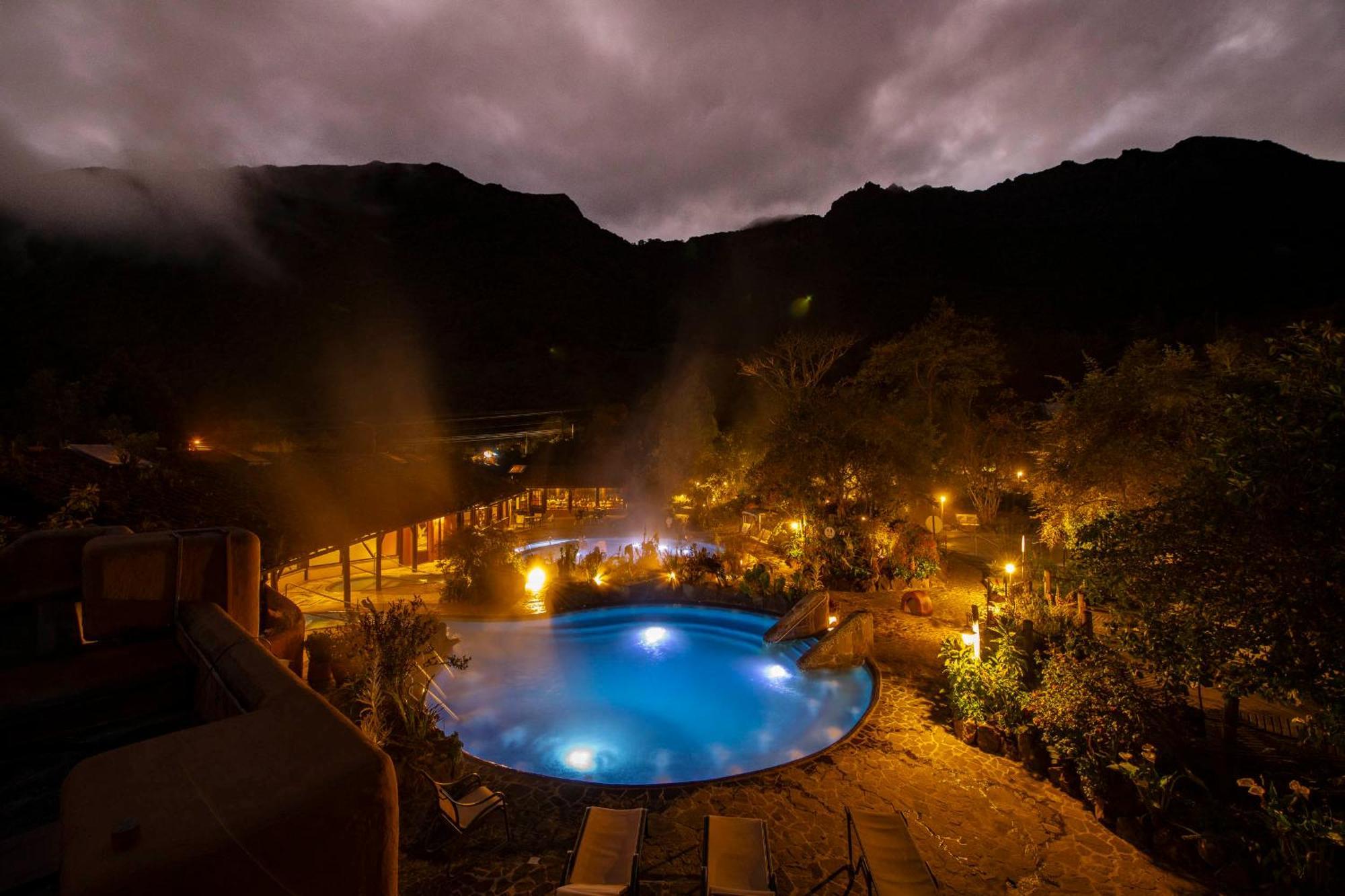 테르마스 데 파팔락타 호텔 파파약타 외부 사진 Hot springs in Baños, Ecuador