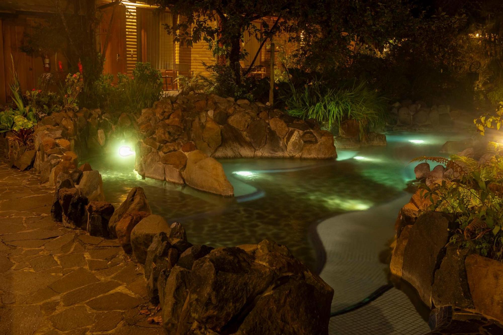 테르마스 데 파팔락타 호텔 파파약타 외부 사진 A hot spring in Taiwan