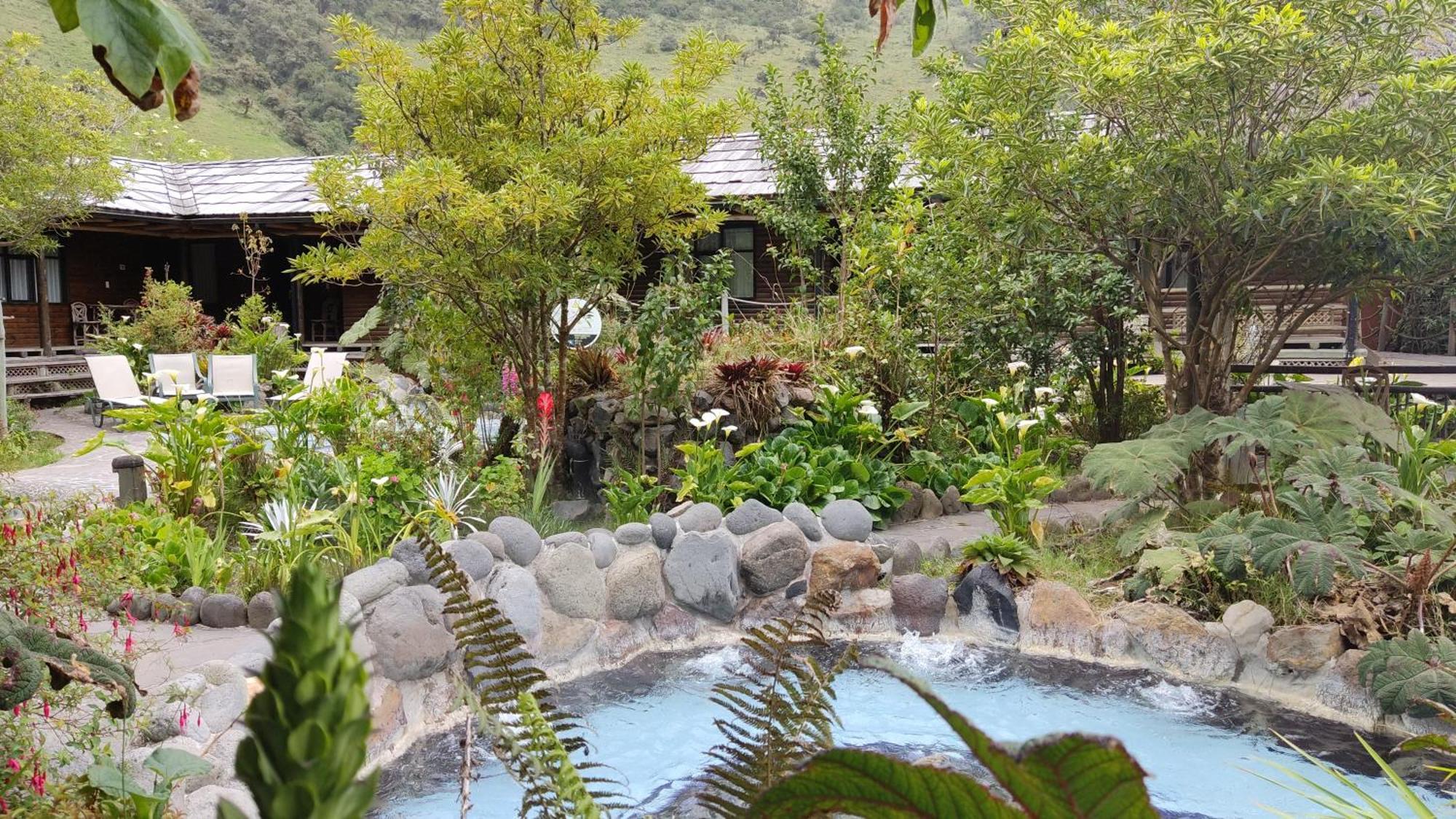 테르마스 데 파팔락타 호텔 파파약타 외부 사진 Hot springs in Baños, Ecuador
