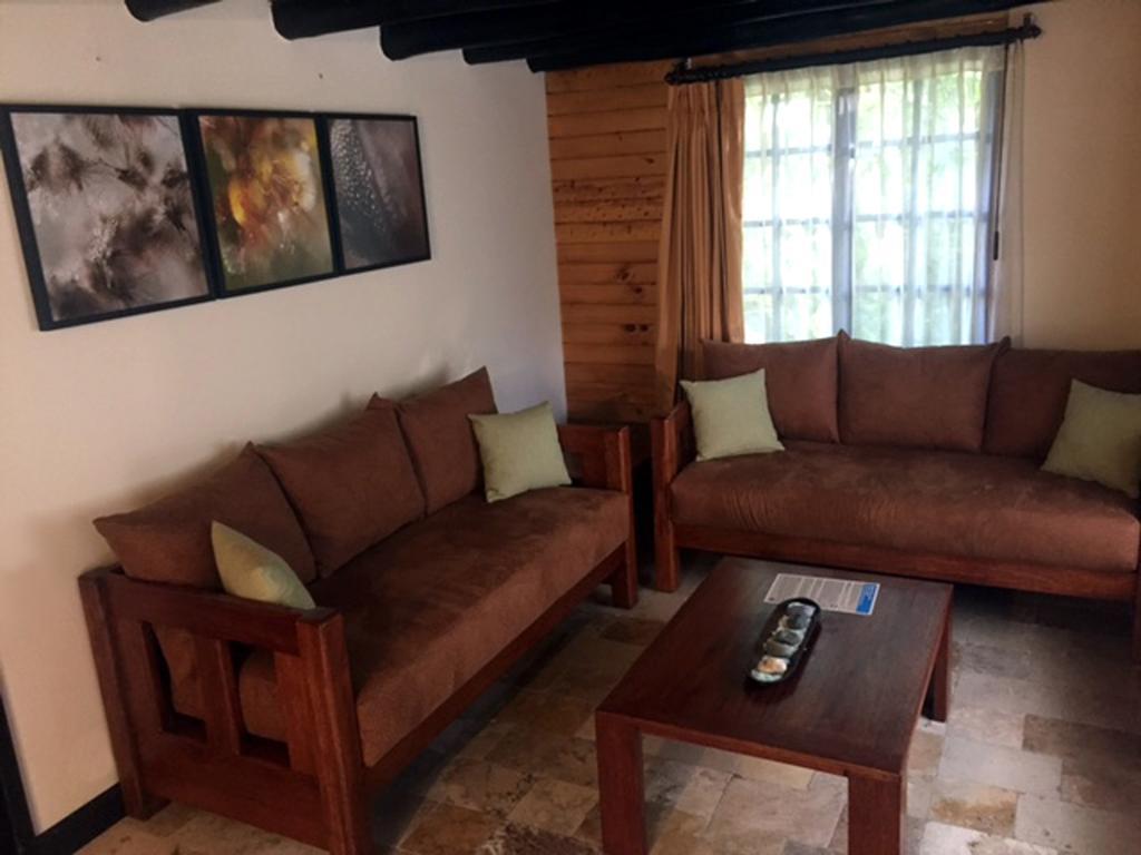 테르마스 데 파팔락타 호텔 파파약타 외부 사진 Living room at the lodge