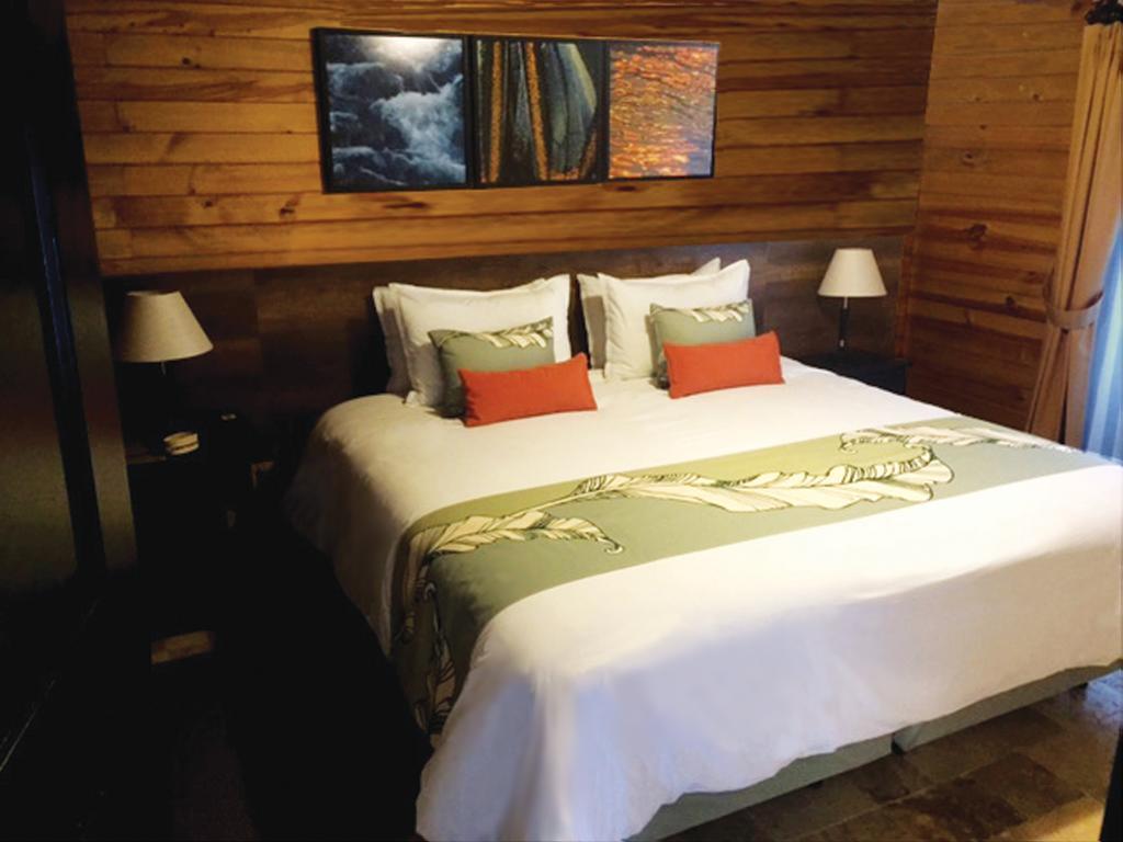 테르마스 데 파팔락타 호텔 파파약타 외부 사진 A bedroom at the lodge